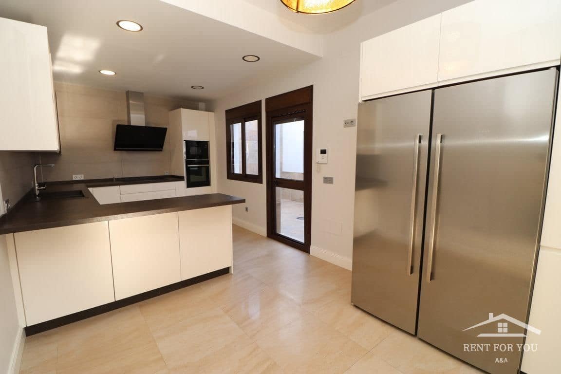 3 bedroom Villa for rent in Alhaurin el Grande - € 1,400 (Ref: 7778028)