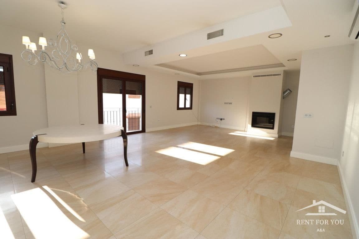3 bedroom Villa for rent in Alhaurin el Grande - € 1,400 (Ref: 7778028)