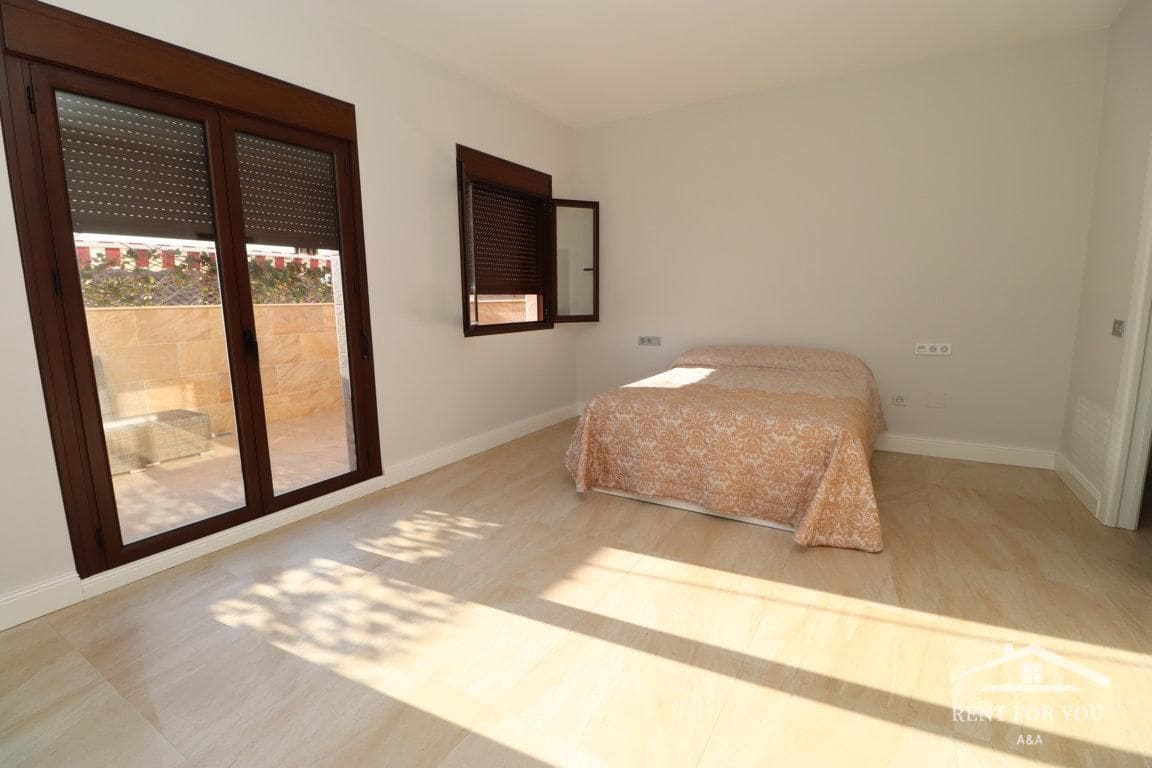 3 bedroom Villa for rent in Alhaurin el Grande - € 1,400 (Ref: 7778028)