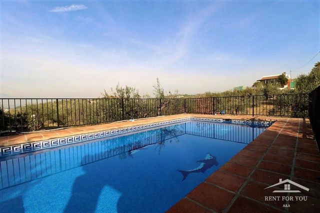 3 bedroom Villa for rent in Alhaurín el Grande with pool garage - € 1,500 (Ref: 7820297)