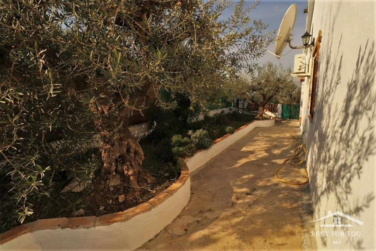 3 bedroom Villa for rent in Alhaurin el Grande with pool garage - € 1,500 (Ref: 7820297)