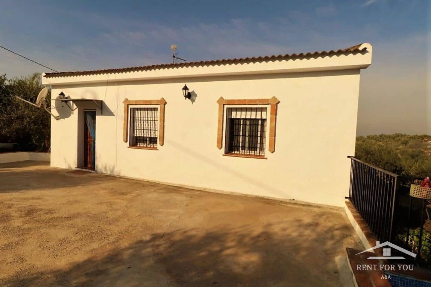 3 bedroom Villa for rent in Alhaurin el Grande with pool garage - € 1,500 (Ref: 7820297)