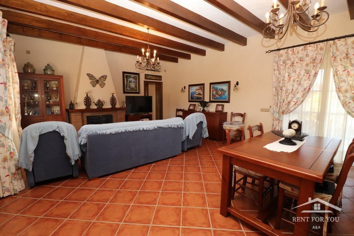 3 bedroom Villa for rent in Alhaurin el Grande with pool garage - € 2,100 (Ref: 7836230)
