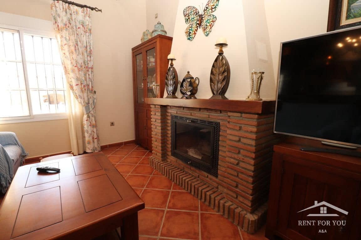 3 bedroom Villa for rent in Alhaurin el Grande with pool garage - € 2,100 (Ref: 7836230)