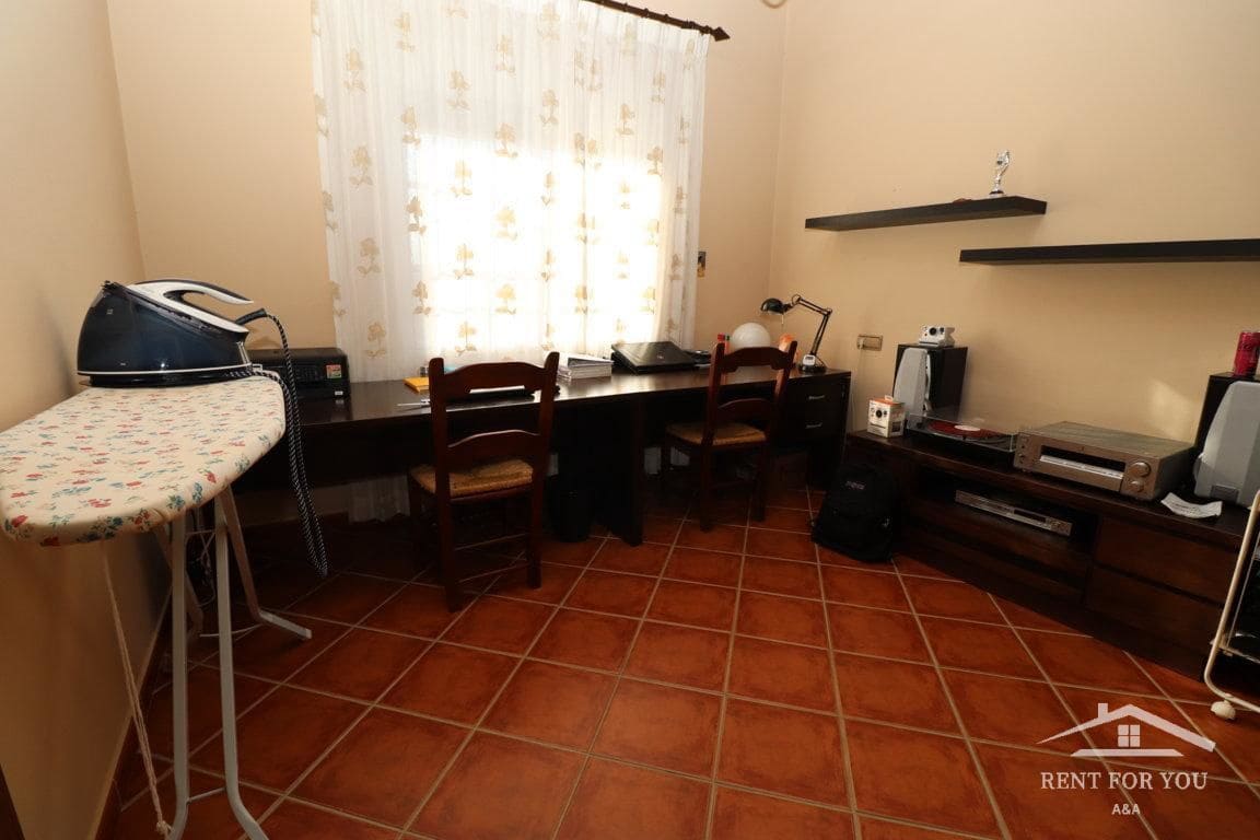 3 bedroom Villa for rent in Alhaurin el Grande with pool garage - € 2,100 (Ref: 7836230)