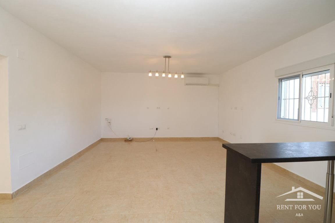 3 bedroom Villa for rent in Alhaurin el Grande with pool garage - € 1,300 (Ref: 7883001)