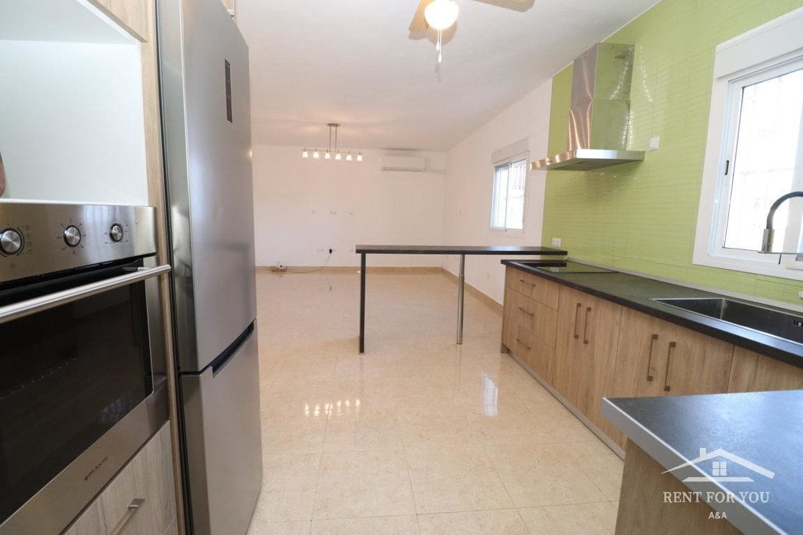 3 bedroom Villa for rent in Alhaurin el Grande with pool garage - € 1,300 (Ref: 7883001)