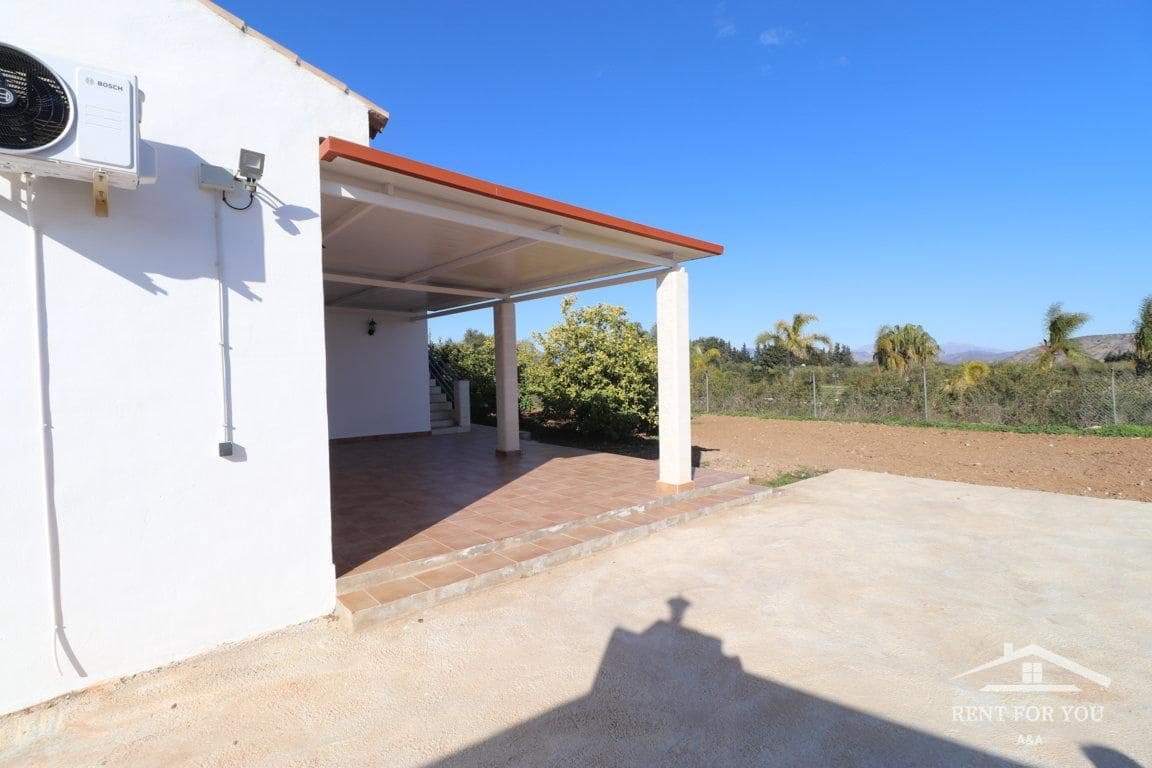 3 bedroom Villa for rent in Alhaurin el Grande with pool garage - € 1,300 (Ref: 7883001)