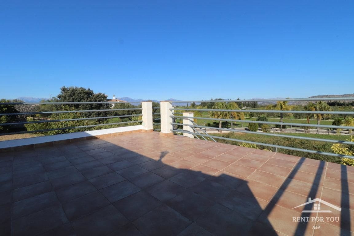 3 bedroom Villa for rent in Alhaurin el Grande with pool garage - € 1,300 (Ref: 7883001)