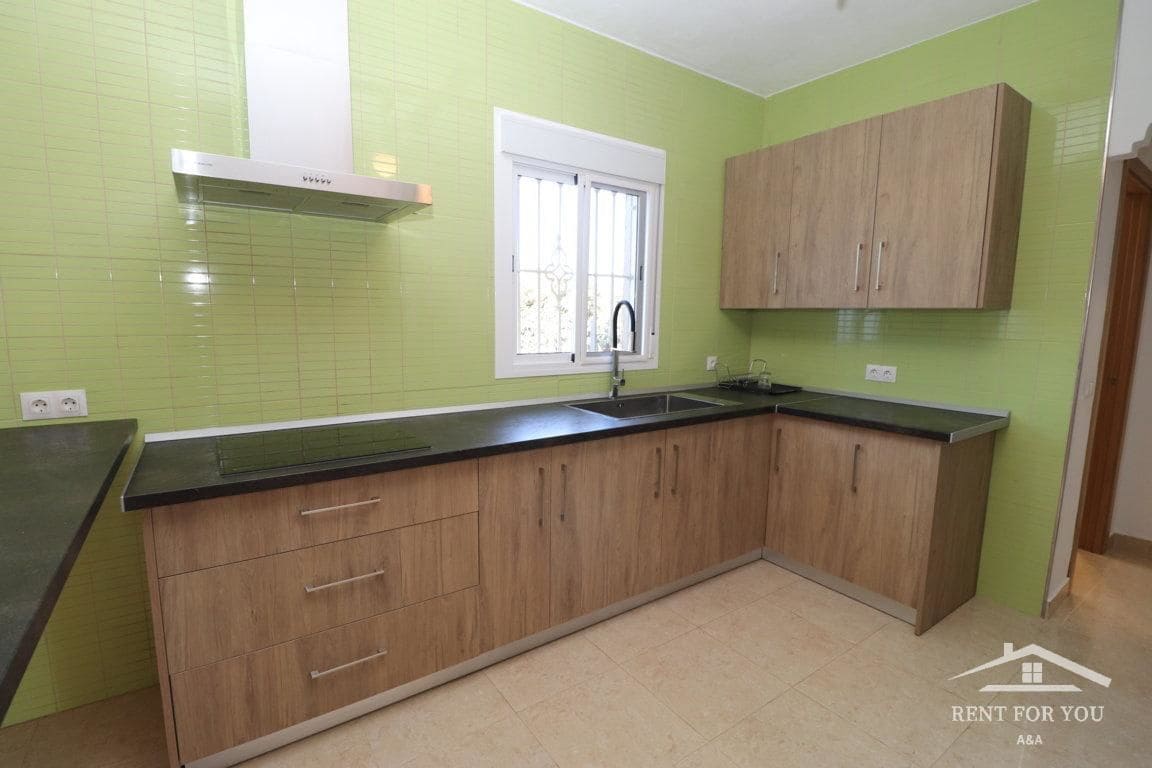 3 bedroom Villa for rent in Alhaurin el Grande with pool garage - € 1,300 (Ref: 7883001)