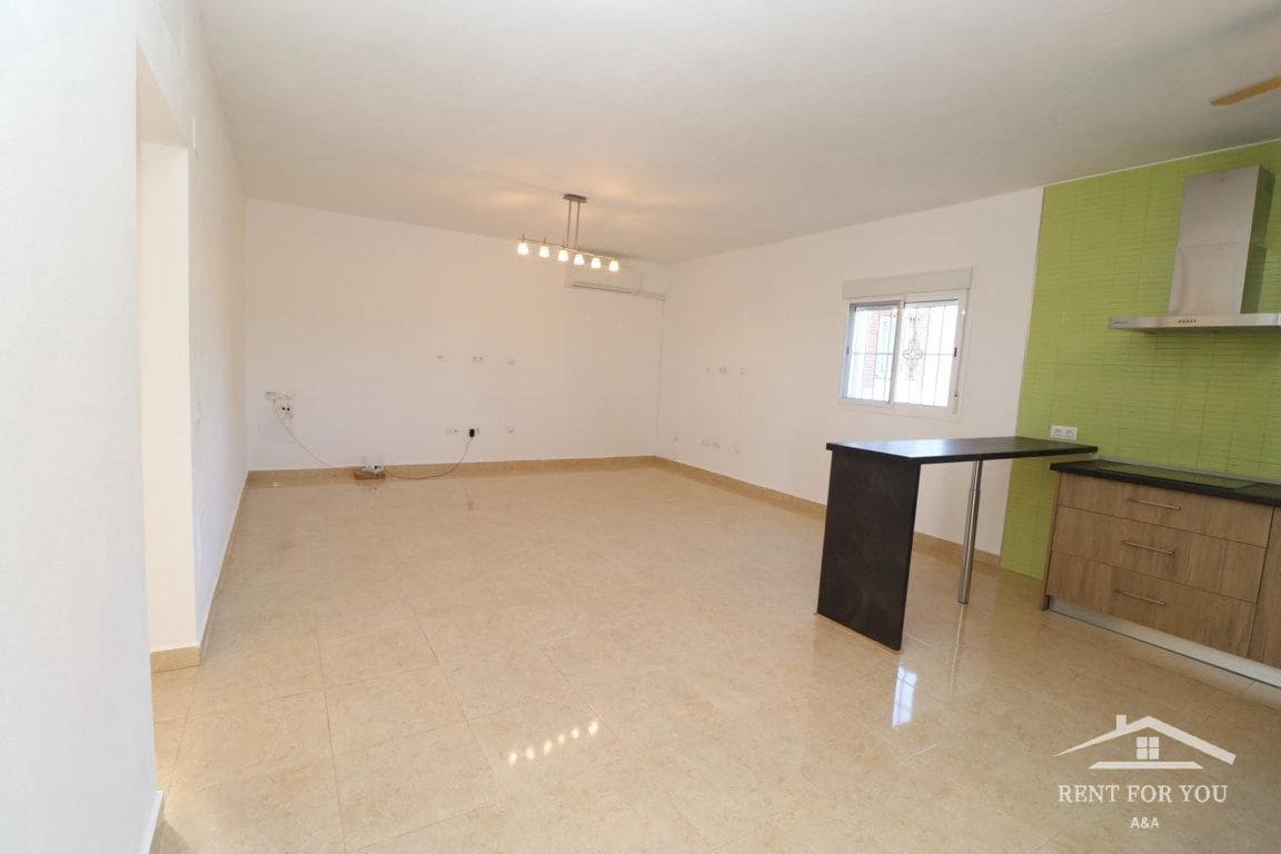 3 bedroom Villa for rent in Alhaurin el Grande with pool garage - € 1,300 (Ref: 7883001)