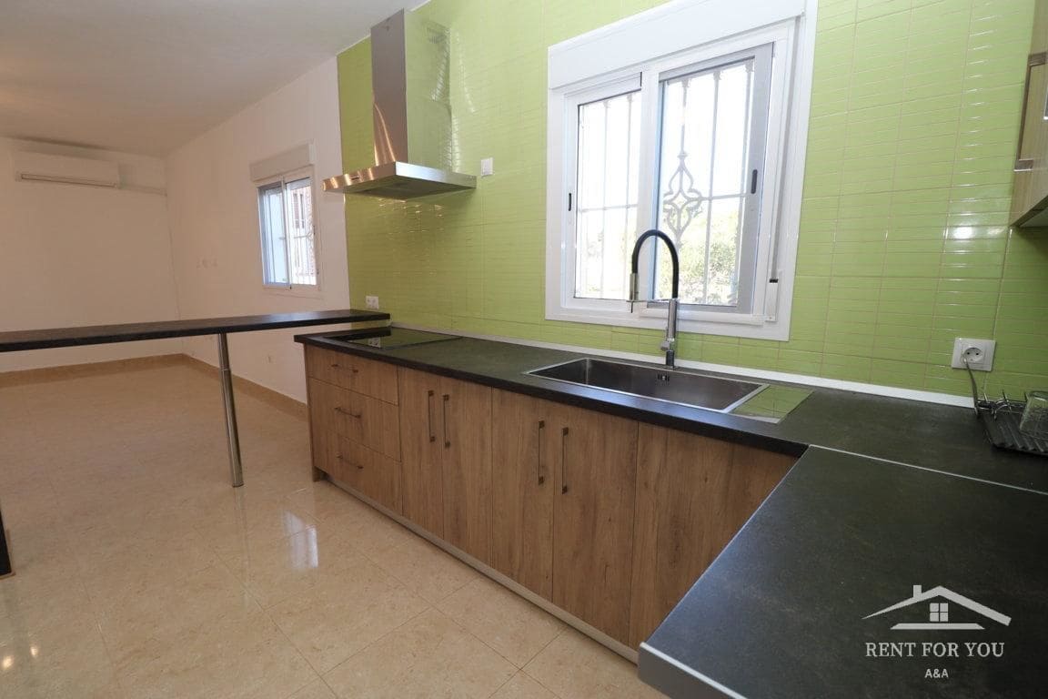 3 bedroom Villa for rent in Alhaurin el Grande with pool garage - € 1,300 (Ref: 7883001)