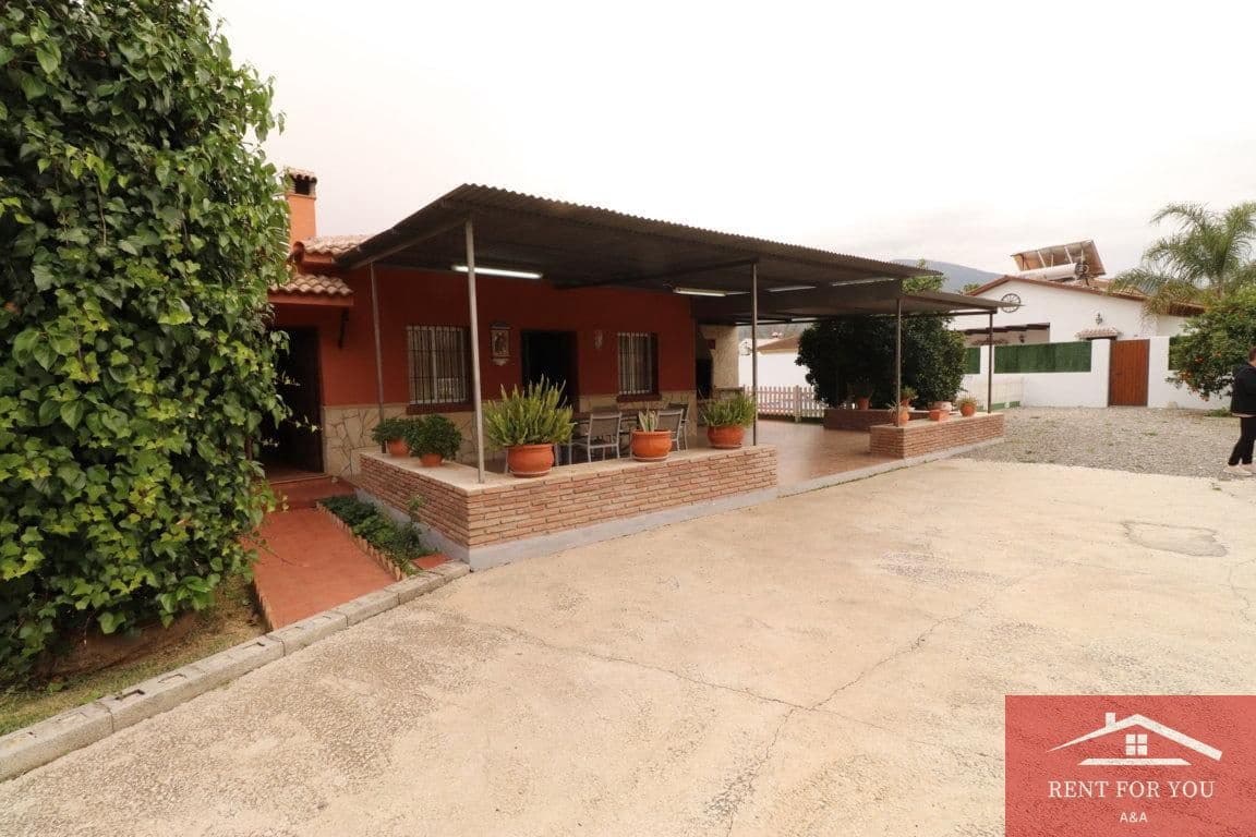 2 bedroom Villa for rent in Alhaurin el Grande with pool - € 1,600 (Ref: 7897889)