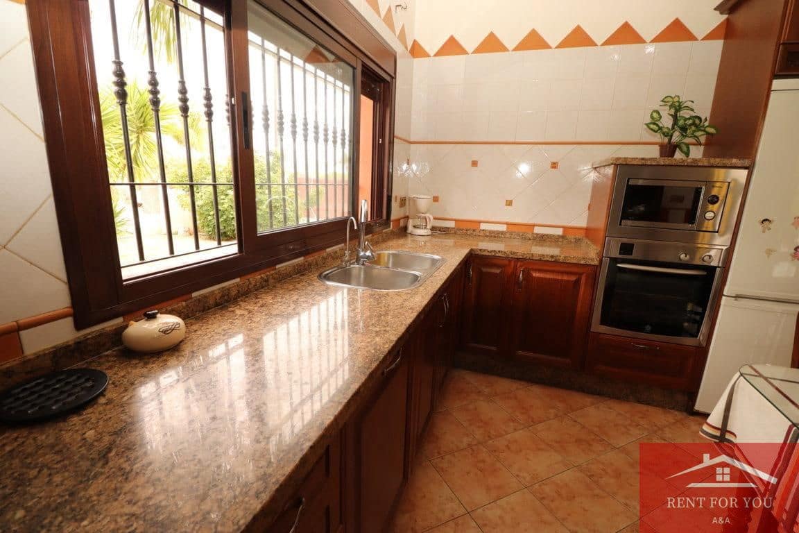 2 bedroom Villa for rent in Alhaurin el Grande with pool - € 1,600 (Ref: 7897889)