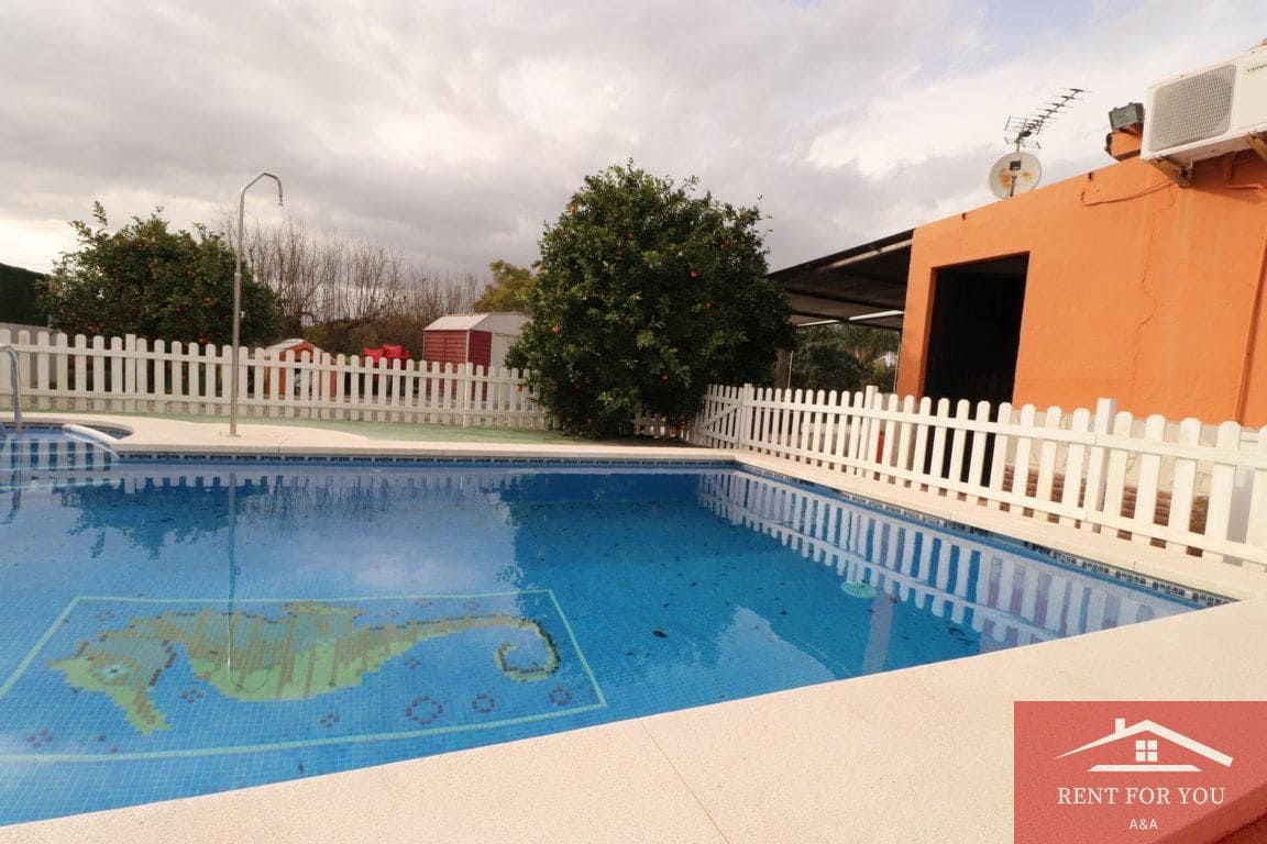 2 bedroom Villa for rent in Alhaurin el Grande with pool - € 1,600 (Ref: 7897889)