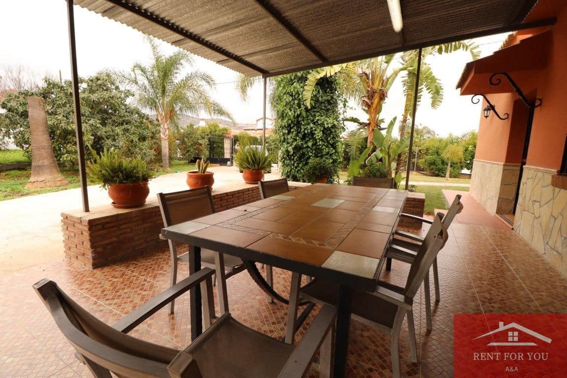 2 bedroom Villa for rent in Alhaurin el Grande with pool - € 1,600 (Ref: 7897889)