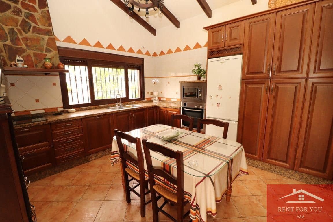 2 bedroom Villa for rent in Alhaurin el Grande with pool - € 1,600 (Ref: 7897889)