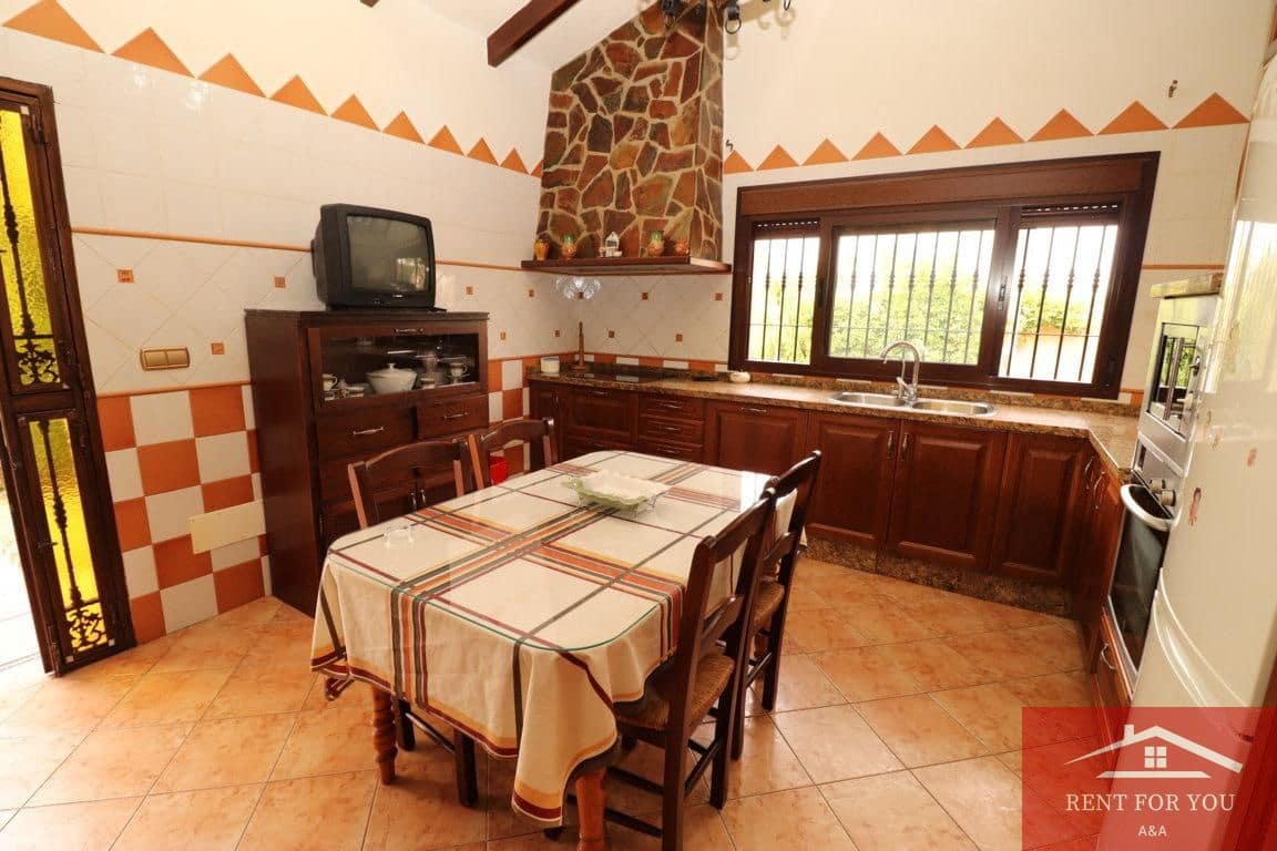 2 bedroom Villa for rent in Alhaurin el Grande with pool - € 1,600 (Ref: 7897889)