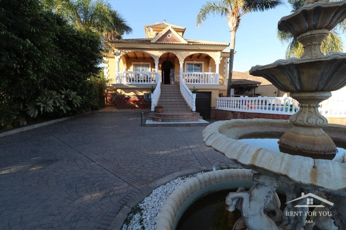 Villa/Maison de 4 chambres à louer à Alhaurin de la Torre avec piscine - 2 000 € (Ref: 7936056)