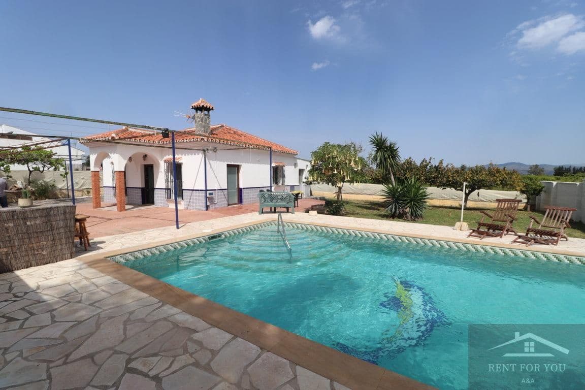 2 soverom Villa til leie i Alhaurin de la Torre med svømmebasseng - € 1 400 (Ref: 8011611)