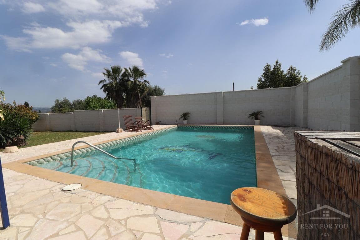 2 soverom Villa til leie i Alhaurin de la Torre med svømmebasseng - € 1 400 (Ref: 8011611)