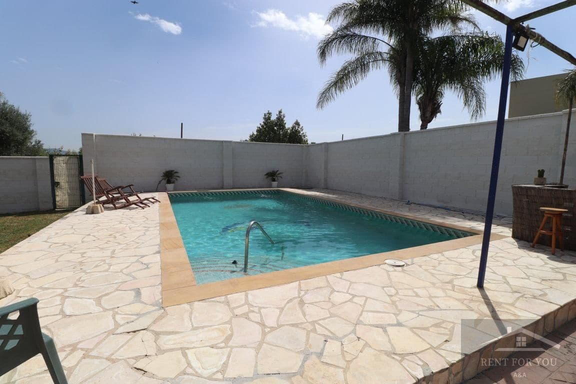 2 soverom Villa til leie i Alhaurin de la Torre med svømmebasseng - € 1 400 (Ref: 8011611)