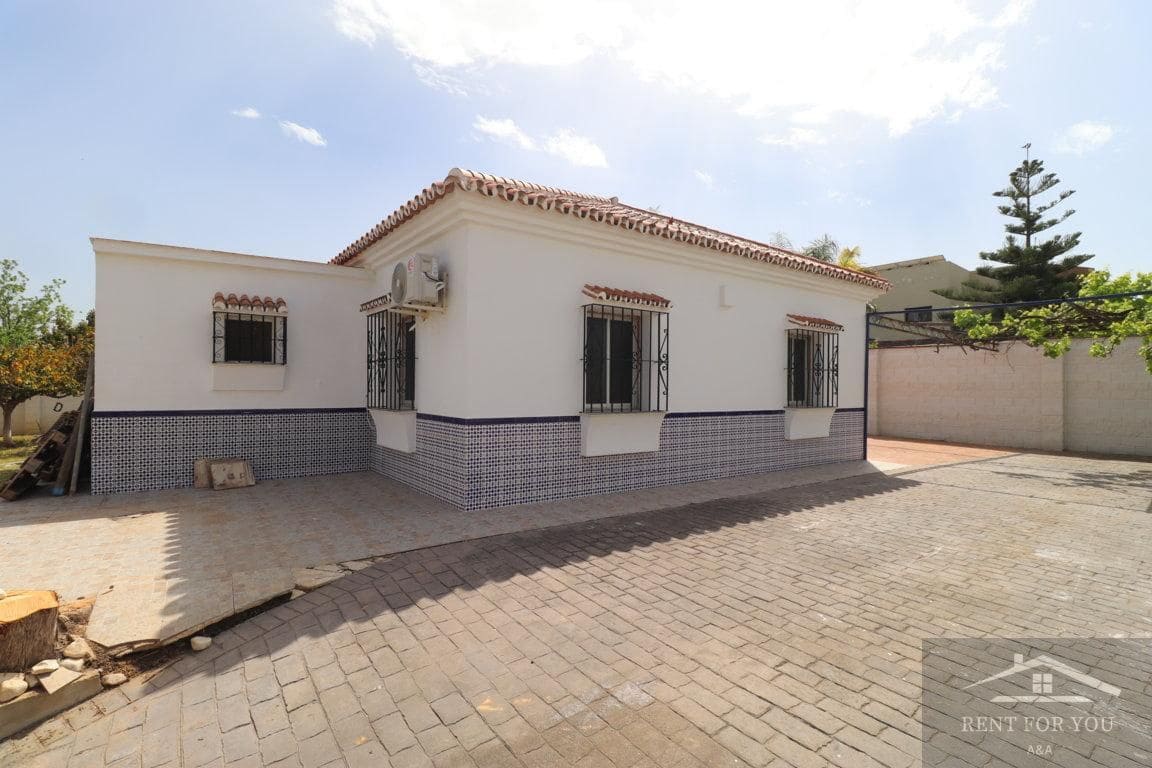 2 soverom Villa til leie i Alhaurin de la Torre med svømmebasseng - € 1 400 (Ref: 8011611)