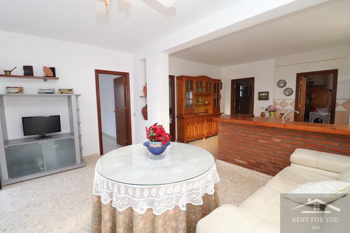 2 soverom Villa til leie i Alhaurin de la Torre med svømmebasseng - € 1 400 (Ref: 8011611)