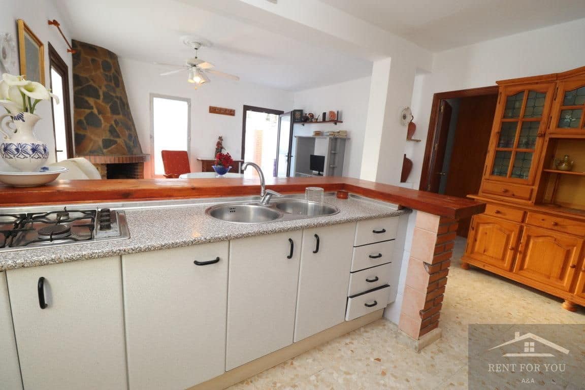 2 soverom Villa til leie i Alhaurin de la Torre med svømmebasseng - € 1 400 (Ref: 8011611)