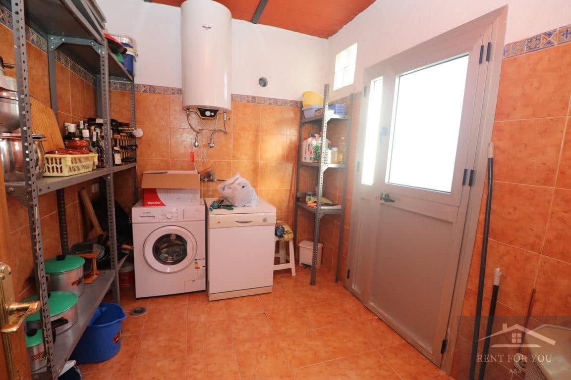 2 soverom Villa til leie i Alhaurin de la Torre med svømmebasseng - € 1 400 (Ref: 8011611)