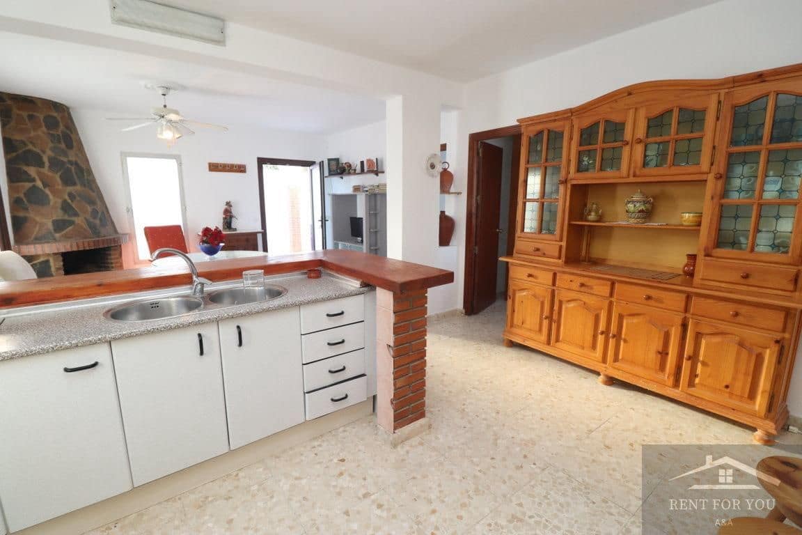 2 soverom Villa til leie i Alhaurin de la Torre med svømmebasseng - € 1 400 (Ref: 8011611)