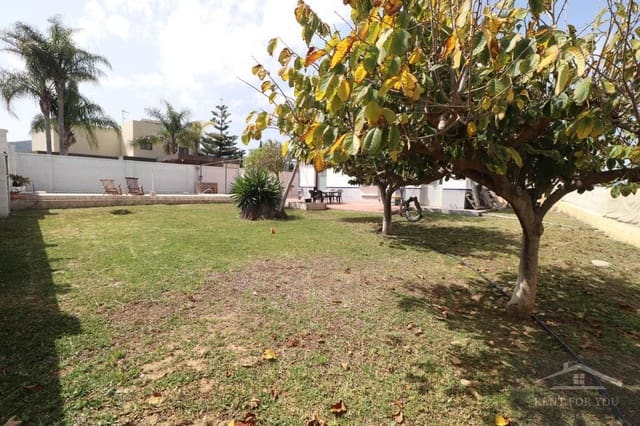 2 soverom Villa til leie i Alhaurín de la Torre med svømmebasseng - € 1 400 (Ref: 8011611)