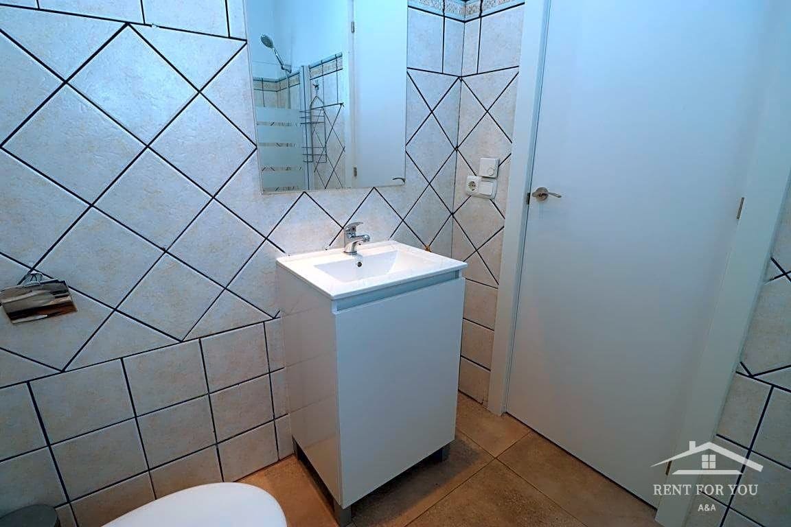 4 bedroom Villa for rent in Coin with pool garage - € 1,800 (Ref: 8039525)