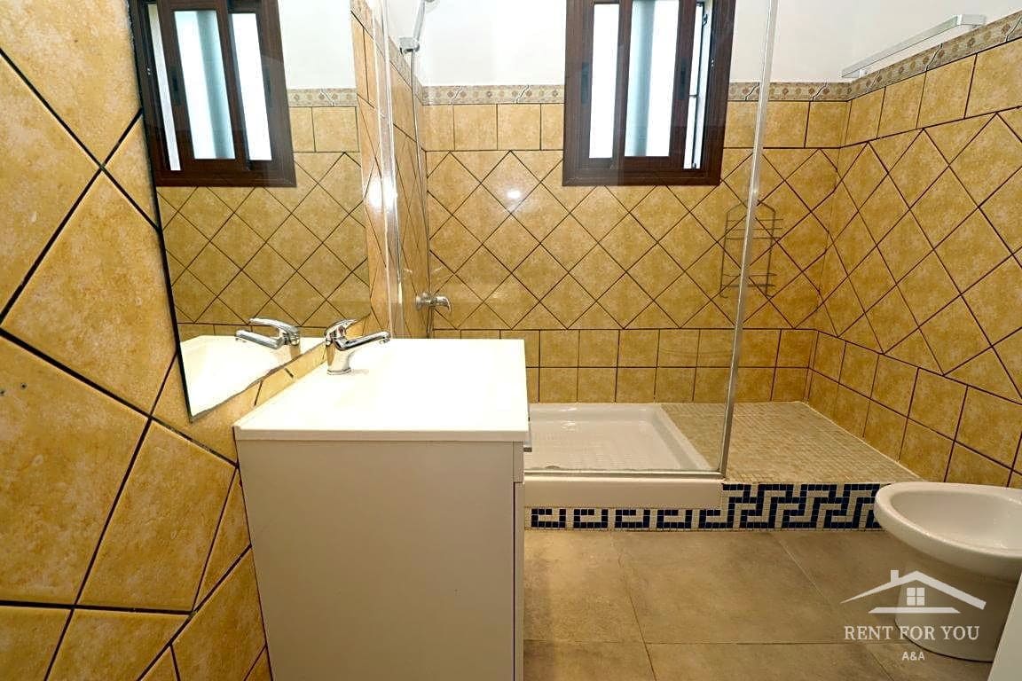 4 bedroom Villa for rent in Coin with pool garage - € 1,800 (Ref: 8039525)