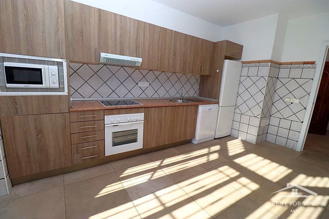 4 bedroom Villa for rent in Coin with pool garage - € 1,800 (Ref: 8039525)