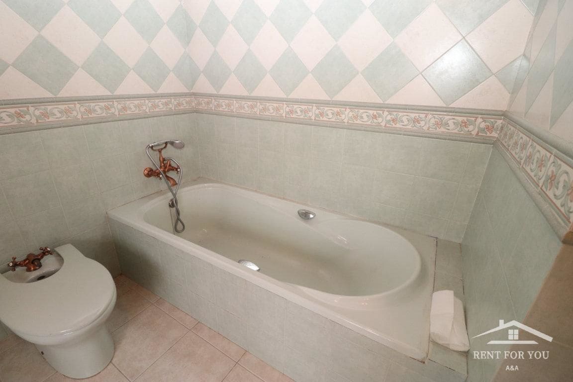 Villa/Maison de 5 chambres à louer à Alhaurin el Grande avec piscine - 2 500 € (Ref: 8069436)