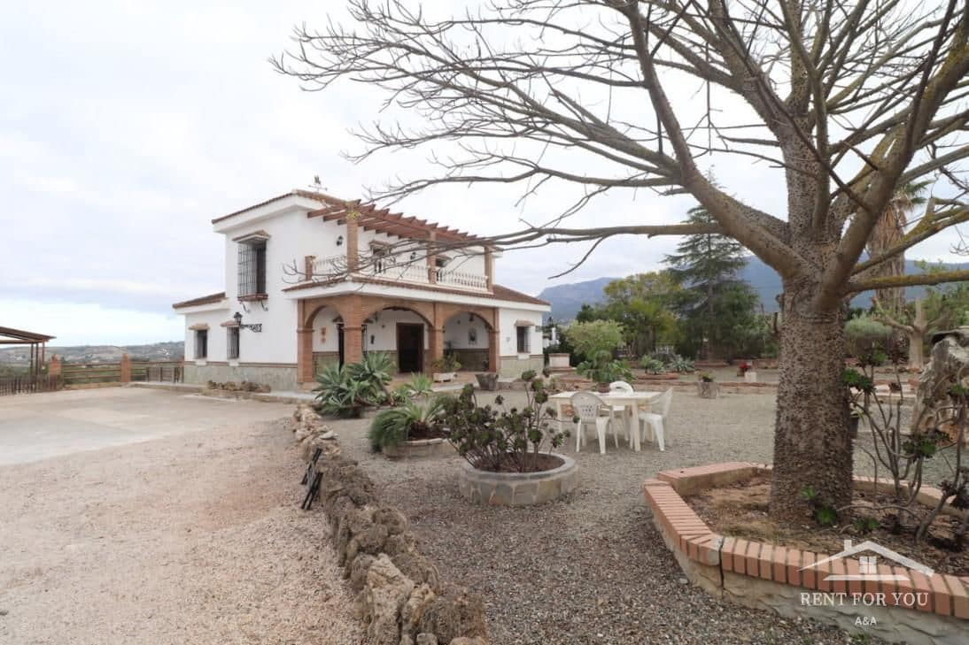 Villa/Maison de 5 chambres à louer à Alhaurin el Grande avec piscine - 2 500 € (Ref: 8069436)