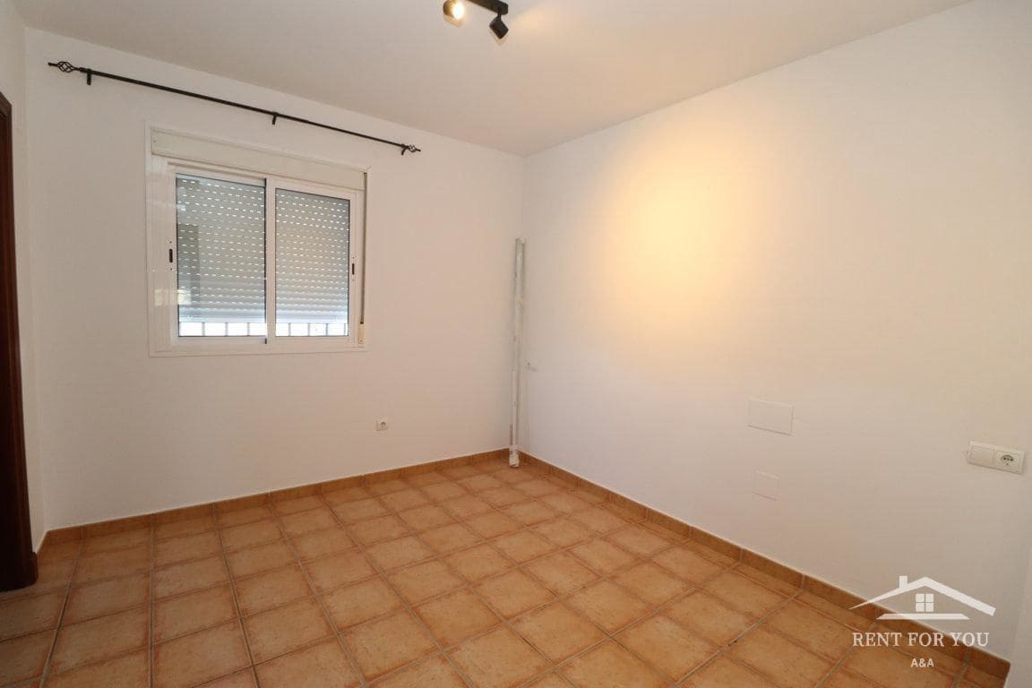 3 soveværelse Villa til leje i Alhaurin el Grande med swimmingpool garage - € 2.300 (Ref: 8121029)