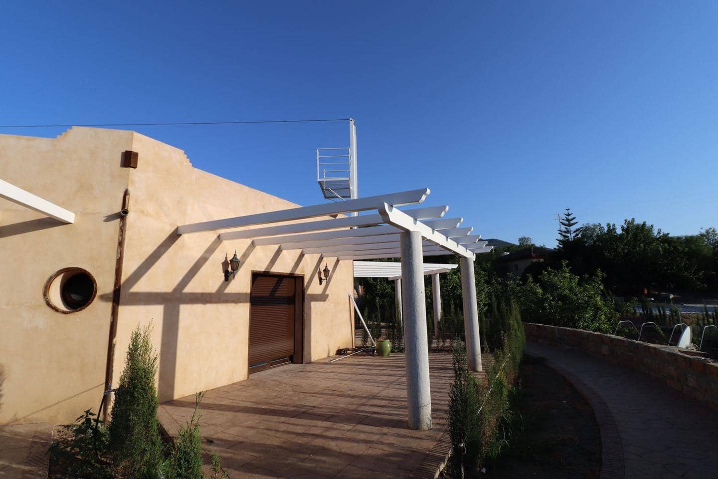 6 quarto Moradia para arrendar em Alhaurin el Grande com piscina garagem - 3 500 € (Ref: 8180916)