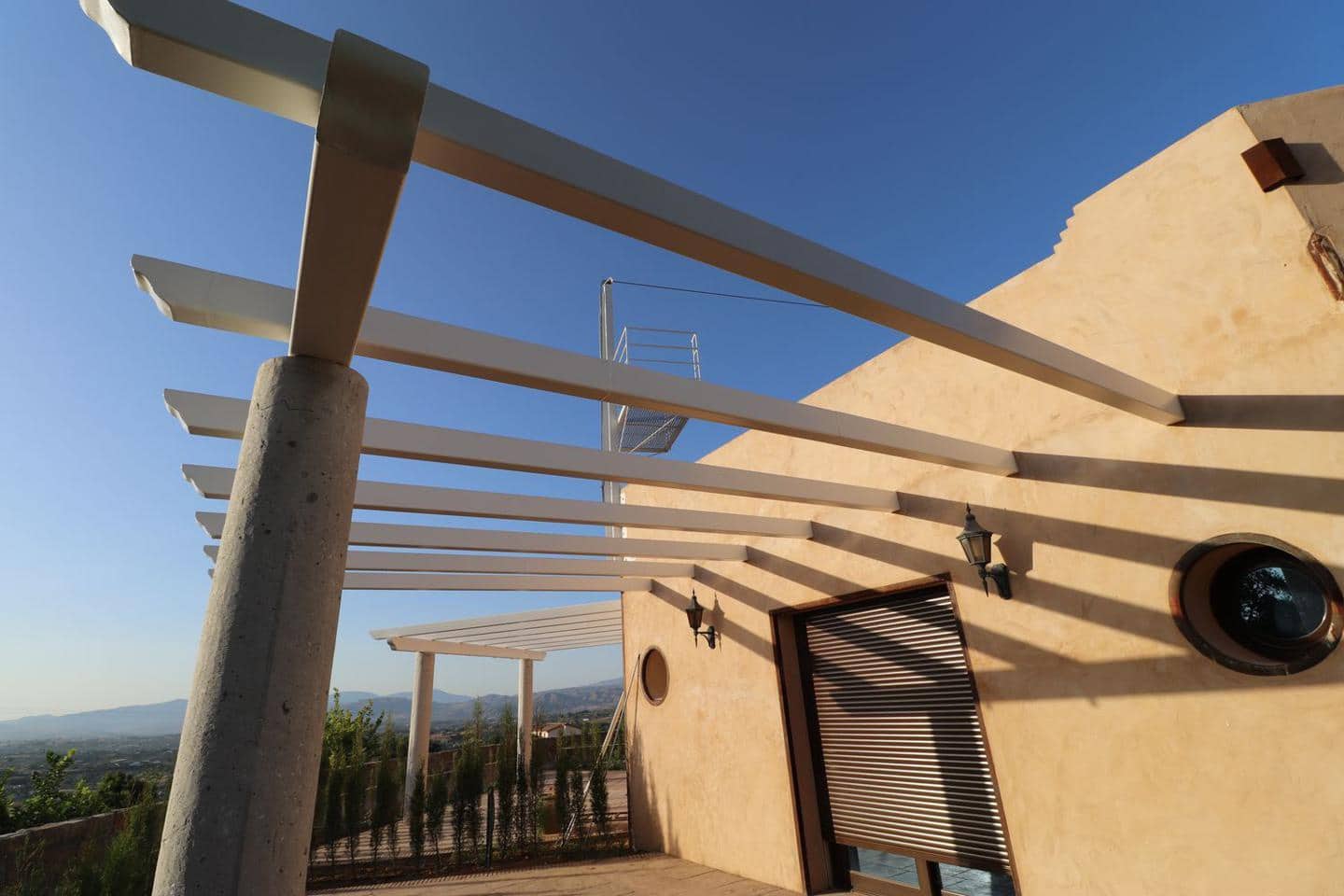 6 quarto Moradia para arrendar em Alhaurin el Grande com piscina garagem - 3 500 € (Ref: 8180916)