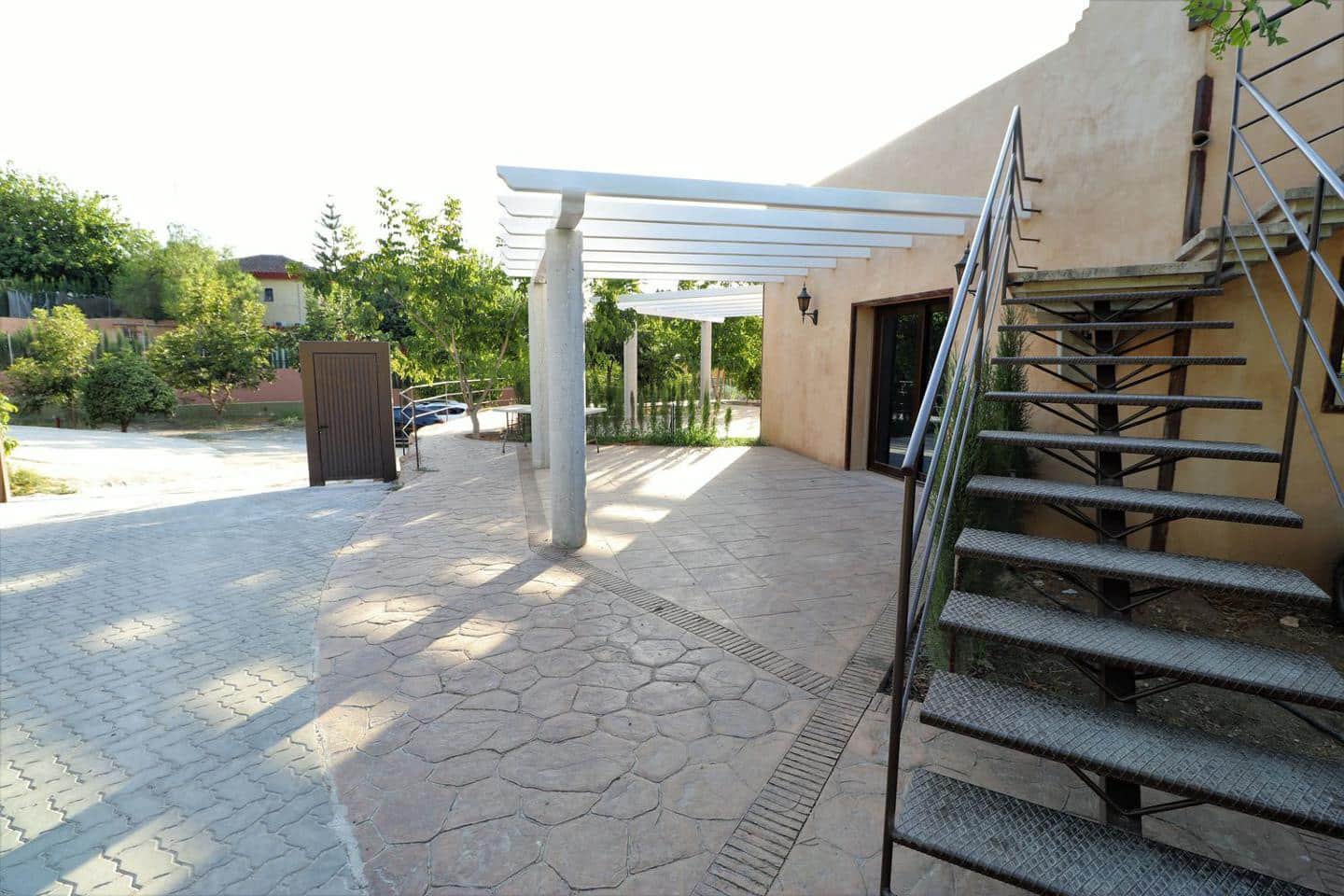 6 quarto Moradia para arrendar em Alhaurin el Grande com piscina garagem - 3 500 € (Ref: 8180916)