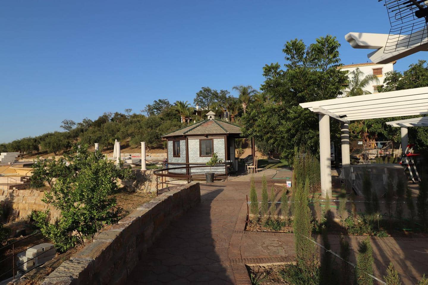 6 quarto Moradia para arrendar em Alhaurin el Grande com piscina garagem - 3 500 € (Ref: 8180916)