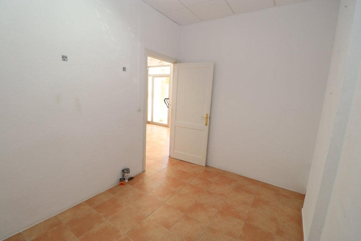 Entreprise de 4 chambres à louer à Alhaurin el Grande - 475 € (Ref: 8196438)