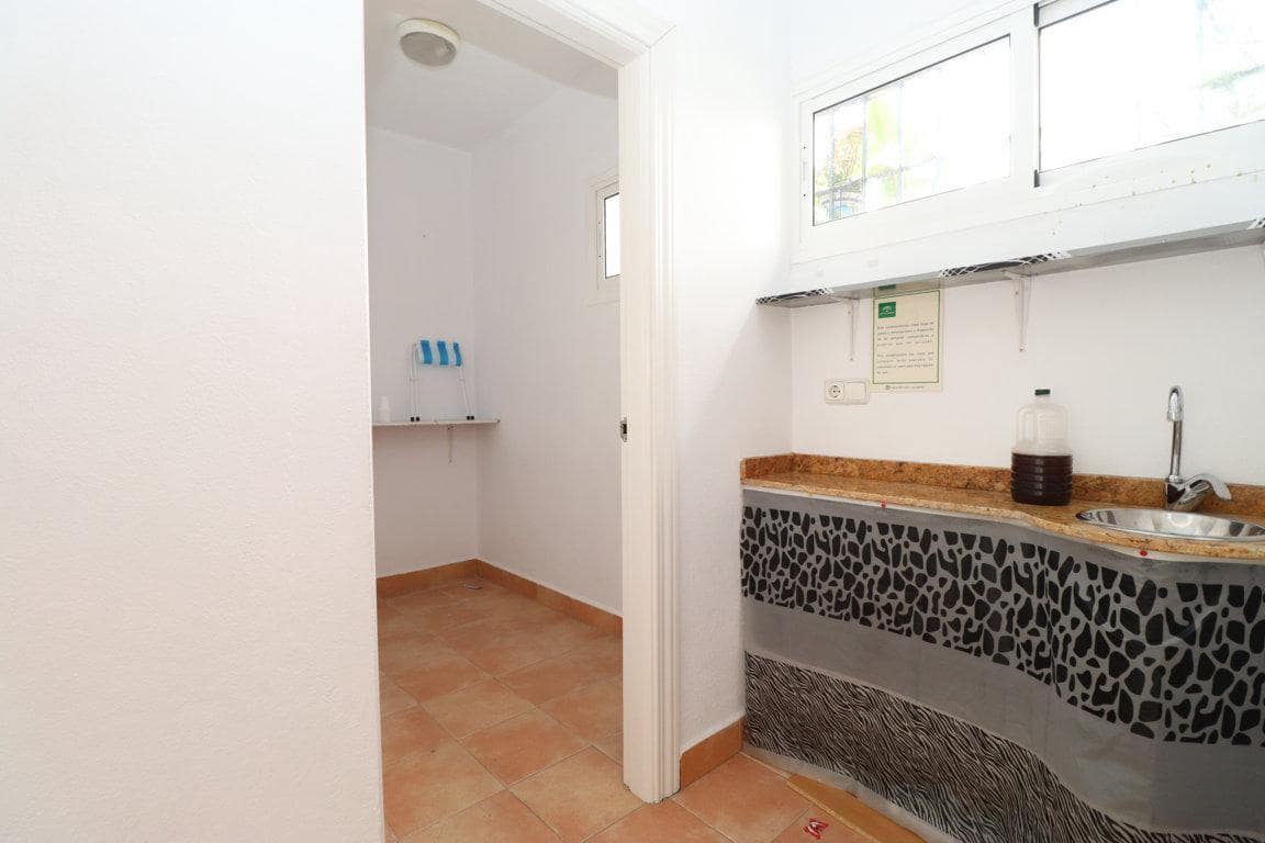 Entreprise de 4 chambres à louer à Alhaurin el Grande - 475 € (Ref: 8196438)