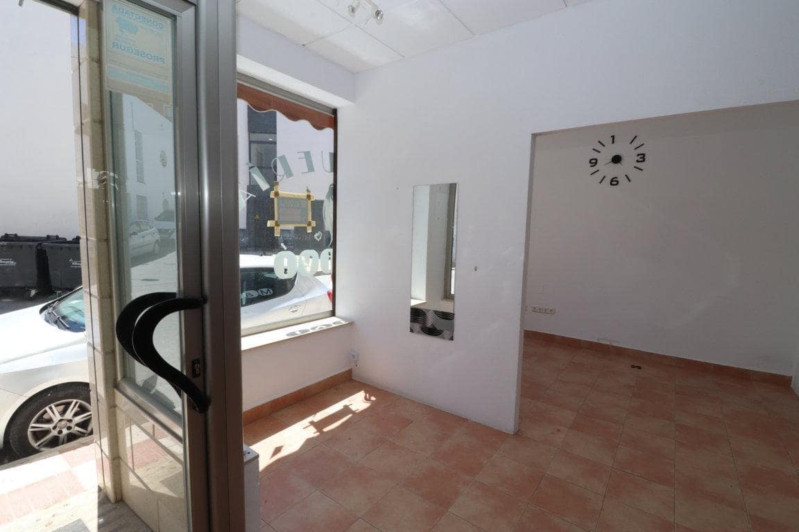 Entreprise de 4 chambres à louer à Alhaurin el Grande - 475 € (Ref: 8196438)
