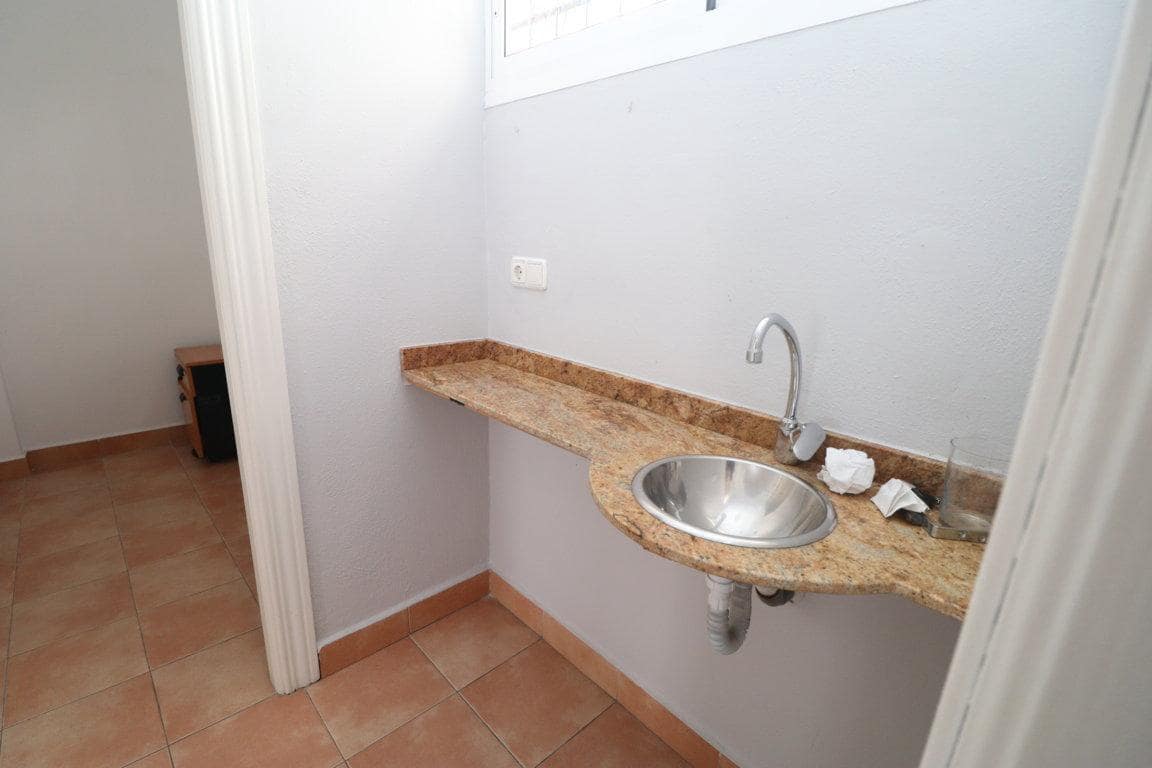 Entreprise de 4 chambres à louer à Alhaurin el Grande - 475 € (Ref: 8196438)