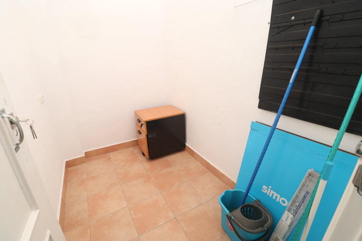 Entreprise de 4 chambres à louer à Alhaurin el Grande - 475 € (Ref: 8196438)