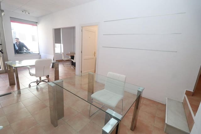 Entreprise de 4 chambres à louer à Alhaurín el Grande - 475 € (Ref: 8196438)