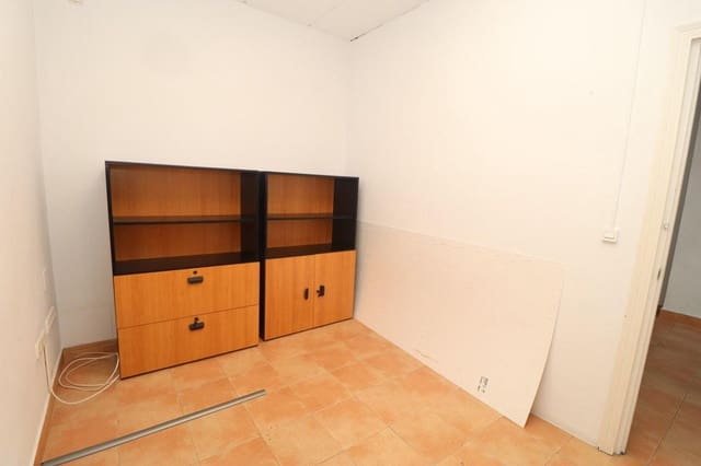 Entreprise de 4 chambres à louer à Alhaurín el Grande - 475 € (Ref: 8196438)