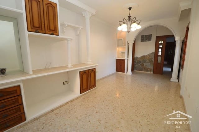 3 slaapkamer Flat te huur in Coín - € 1.000 (Ref: 8217900)